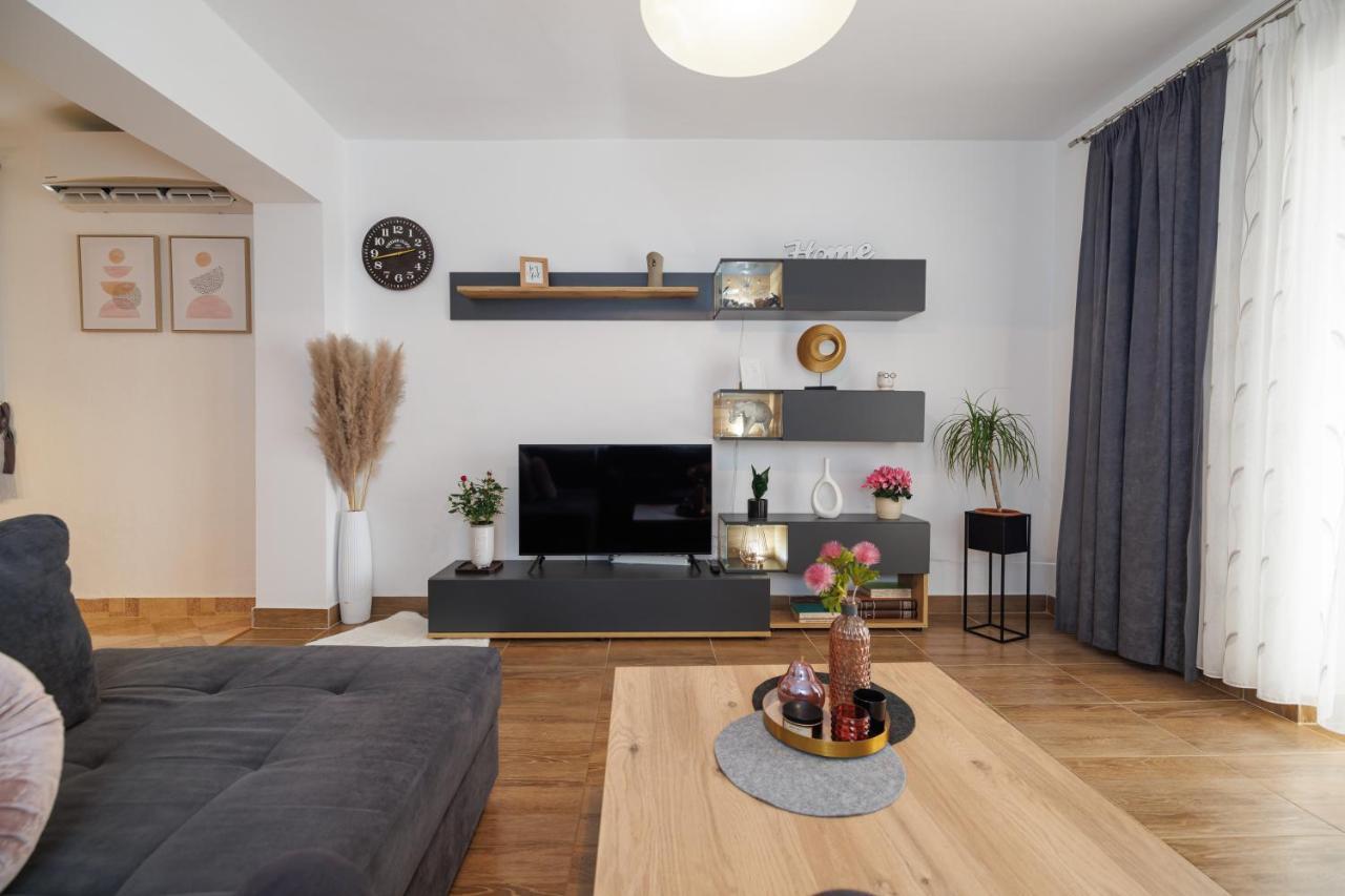 Spacious And Modern App With Big Terrace Malinska Extérieur photo