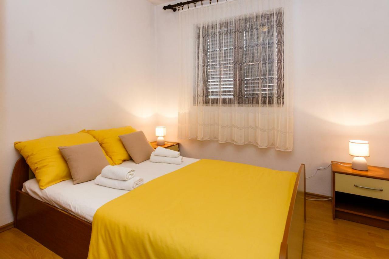 Spacious And Modern App With Big Terrace Malinska Extérieur photo